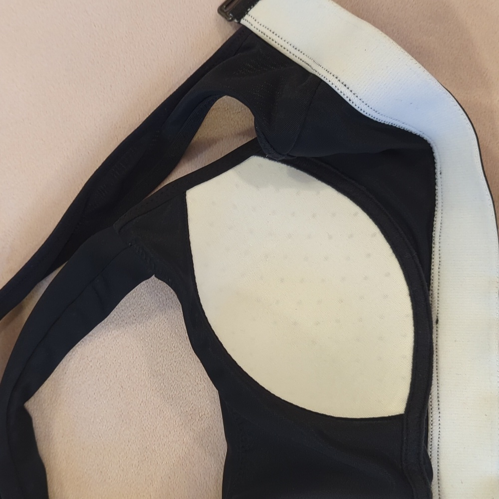 Brooks Bra - Picture 8 of 8